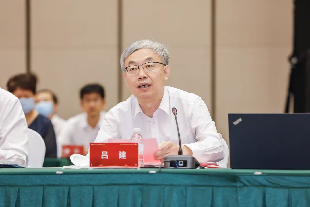 2d07b0c27e2662bfe567bc014168867.jpg 2d07b0c27e2662bfe567bc014168867.jpg