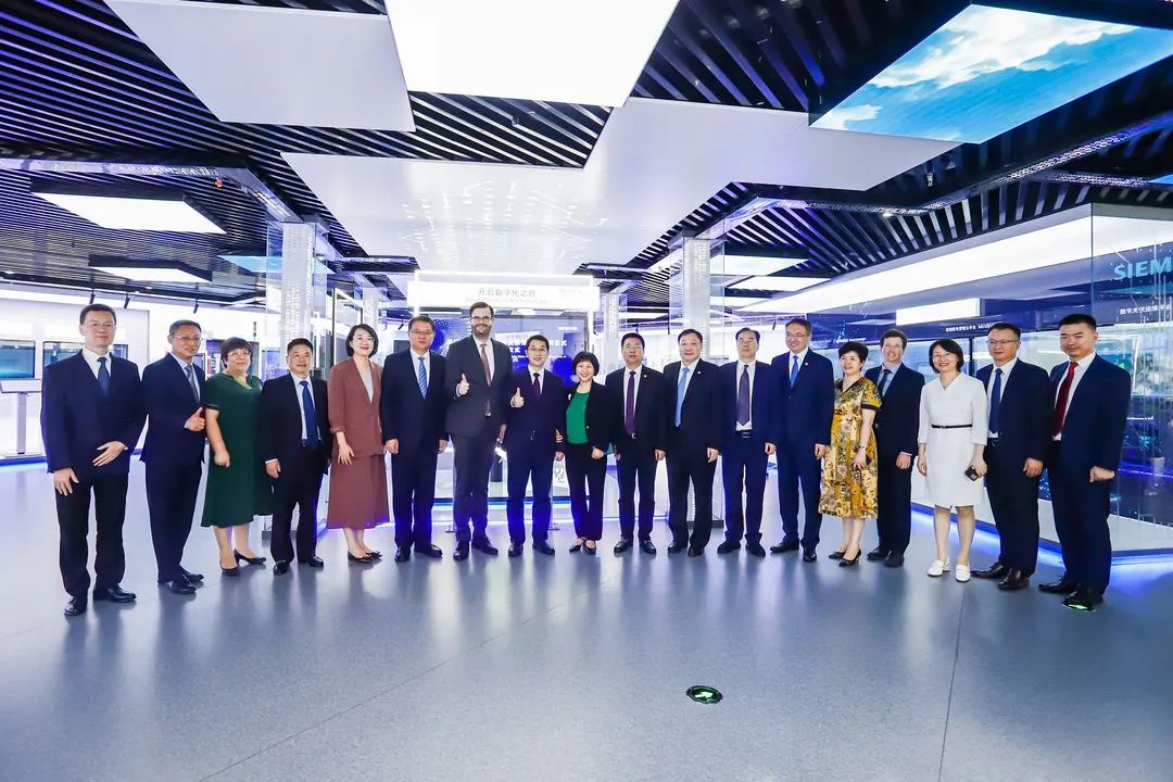 56781a42e952311f928fb6fefbbbc61.jpg 56781a42e952311f928fb6fefbbbc61.jpg